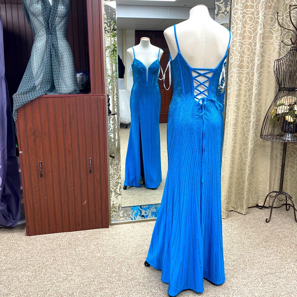 Sherri Hill Floor Length Prom Dress